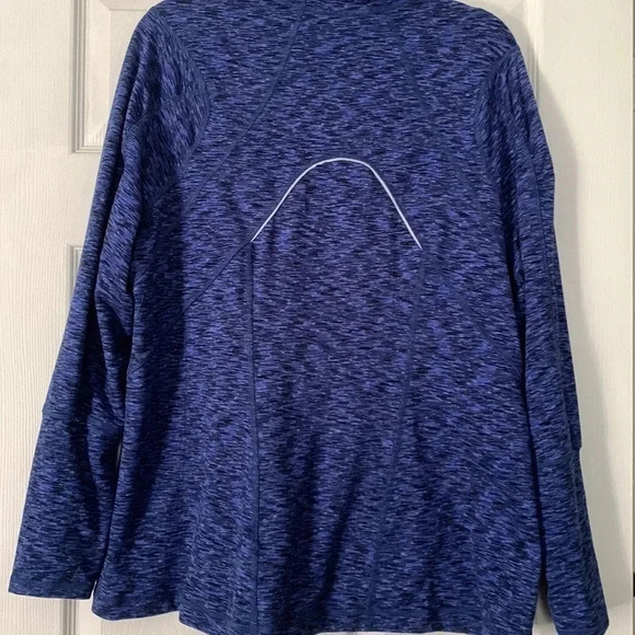 Zella  1X - Picture 10 of 13